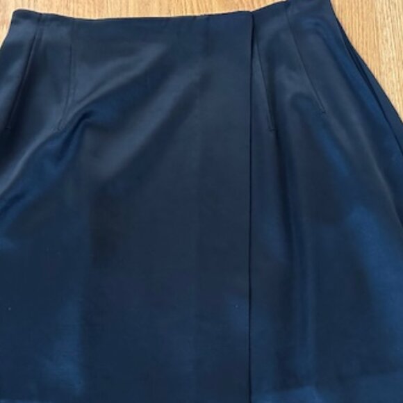 Diane Von Furstenberg mini skirt - Picture 5 of 11